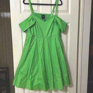 Disney Torrid off shoulder Tinkerbell dress with pockets NWT